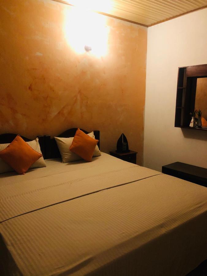 Fernando'S Inn نيجومبو المظهر الخارجي الصورة