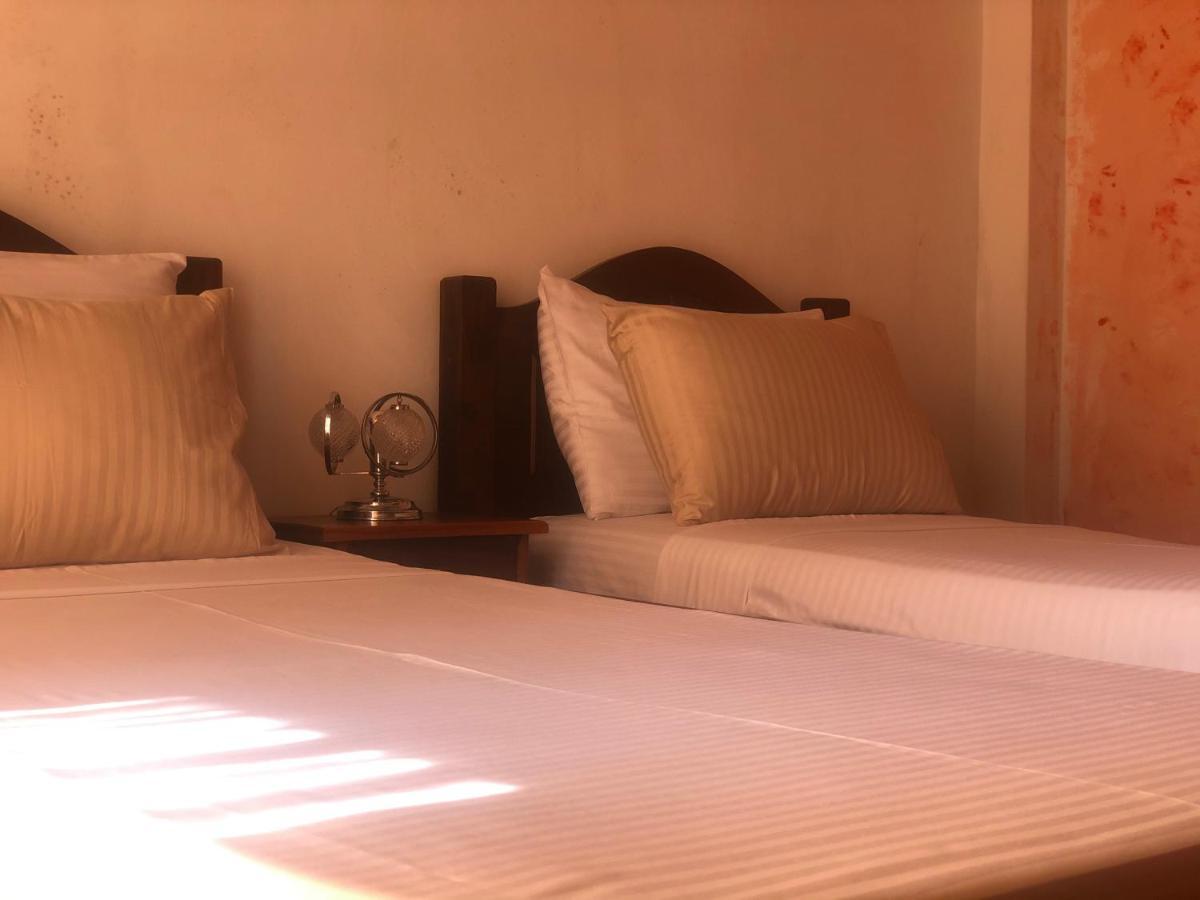 Fernando'S Inn نيجومبو المظهر الخارجي الصورة